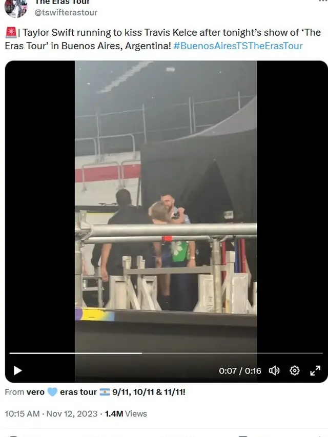 Viral, video Taylor Swift berciuman dengan Travis Kelce usai konser. Tangkapan layar Twitter/ tswifterastour