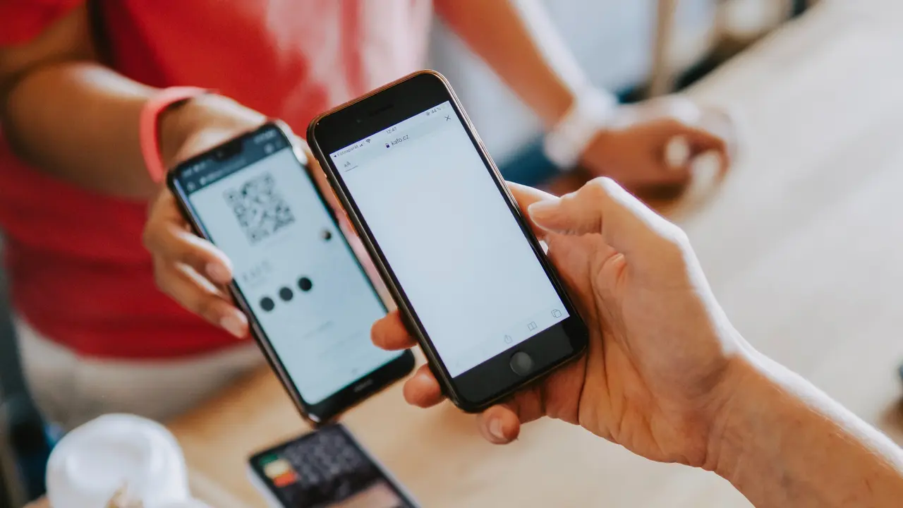 Ilustrasi dompet digital, e-wallet, pembayaran dengan QR Code