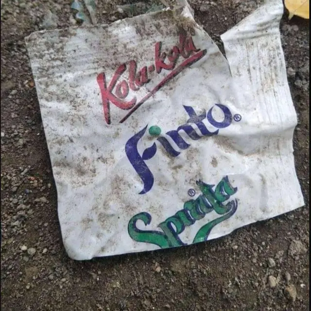 6 Potret Sampah Bungkus Makanan Jadul Ini Bikin Miris Sekaligus Nostalgia Masa Lalu
