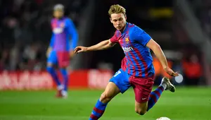 Barcelona Kena Pukulan Berat, Frenkie de Jong Dibekap Cedera MCL Serius