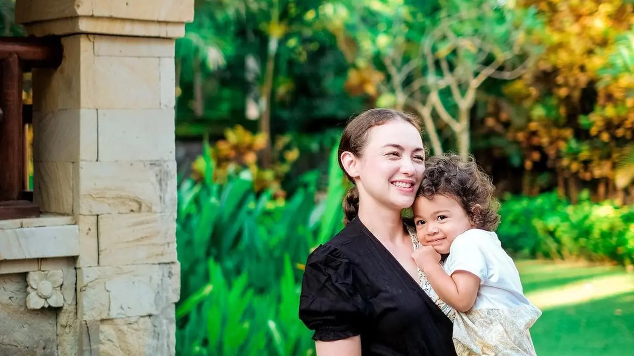 Rianti Cartwright. (Foto: Dok. Instagram @riantic)