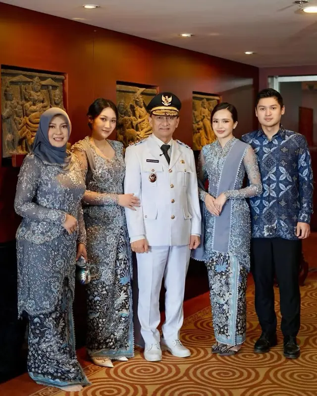 Pesona 6 seleb dampingi ayah di pelantikan, penampilan Asila Maisa bikin takjub