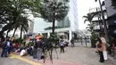 Sejumlah pewarta berkumpul di depan gedung Badan Gizi Nasional (BGN) di Jalan Kebon Sirih, Menteng, Jakarta Pusat, Rabu (3/6/2026), menyusul pergantian jajaran pimpinan di lembaga tersebut. (Kapanlagi.com/Budy Santoso)