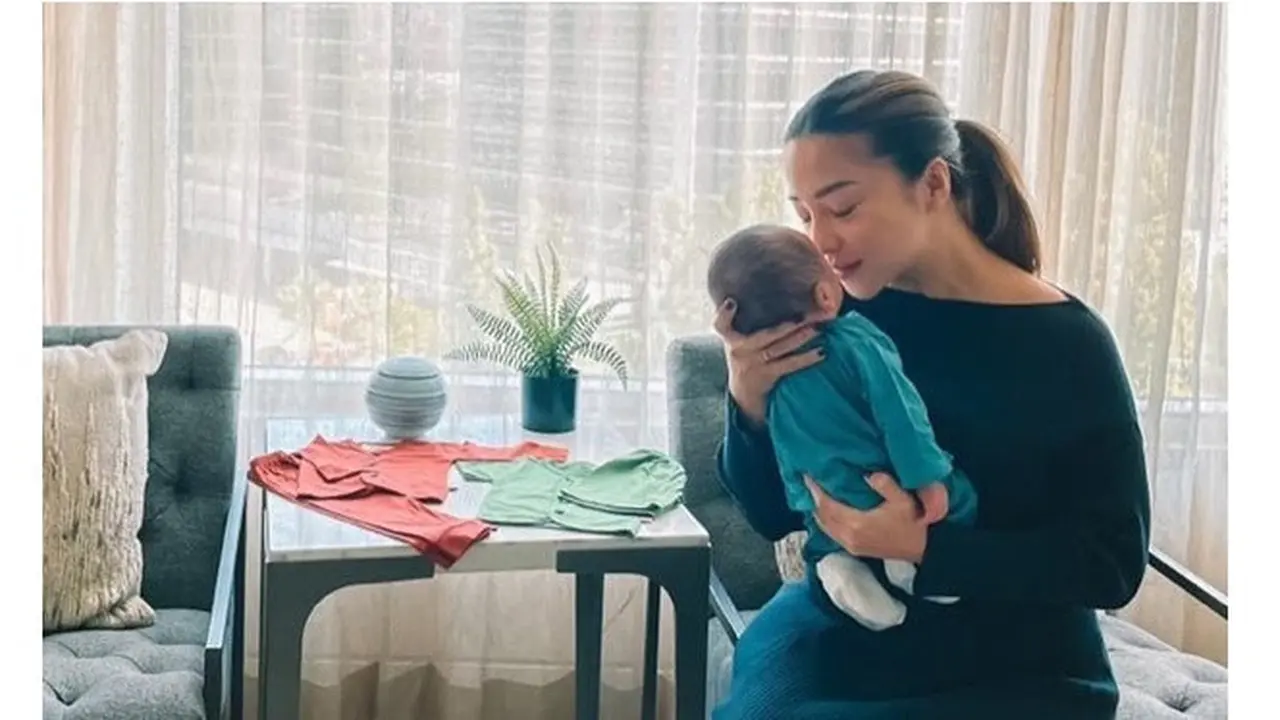 Pulang ke Indonesia, Ini 6 Potret Kamar Baby Izz Anak Nikita Willy