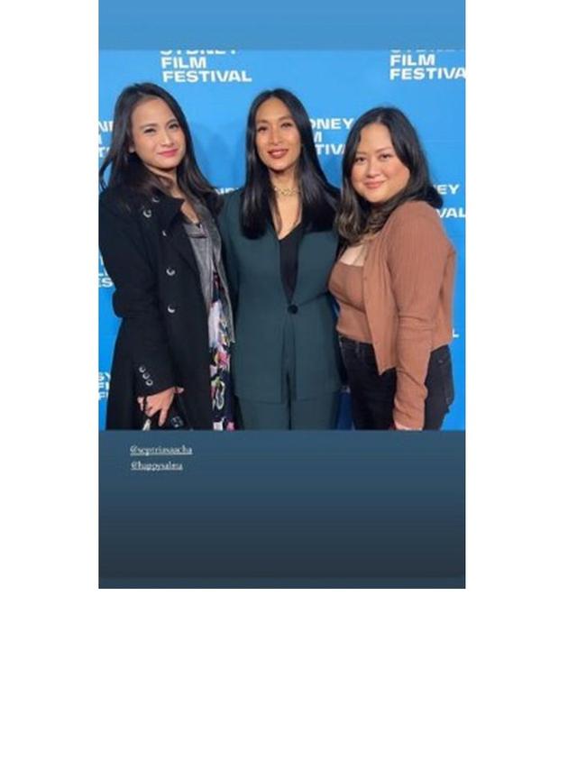 7 Potret Happy Salma Hadiri Sydney Film Festival, Jadi Wakil Dalam Film Terbarunya