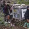 Menyusuri Medan Terjal untuk Mengembalikan Orangutan ke Habitatnya