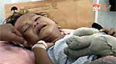 Seorang bocah perempuan tiga tahun tahun kini terbaring lemah di RS Koja, Jakut, akibat menderita penyakit talasemia. Karena miskin, orangtua sang bocah tidak mampu memberi pengobatan yang memadai. 