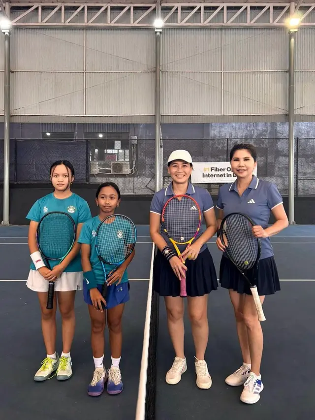 6 Potret Veronica Tan Tekuni Hobi Olahraga Tenis, Jadi Resep Awet Muda