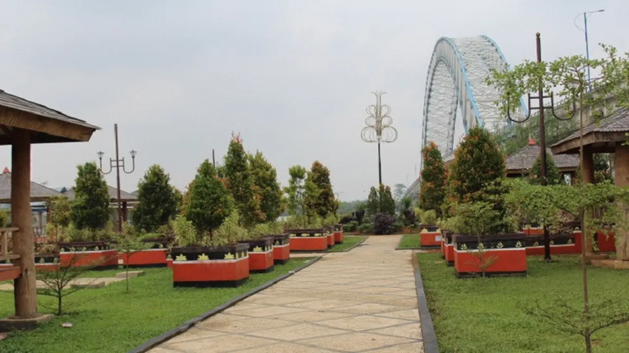 Taman Jembatan Muarasabak