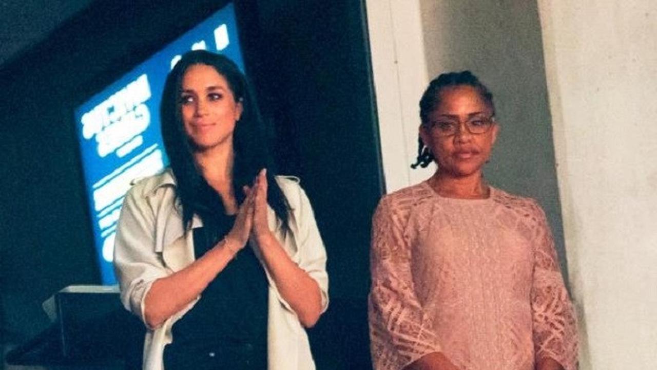 Doria Ragland, ibu dari Meghan Markle (AFP)