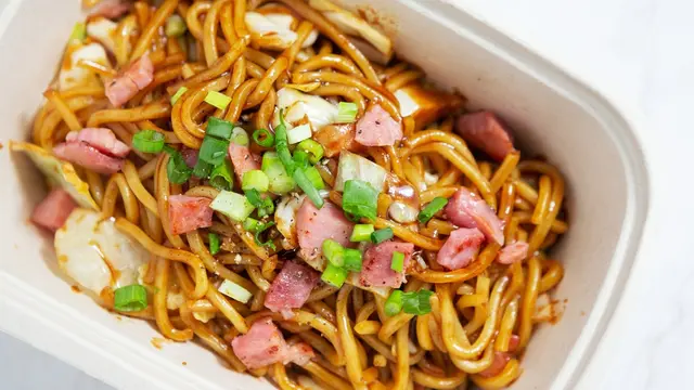 mie goreng bekal anak