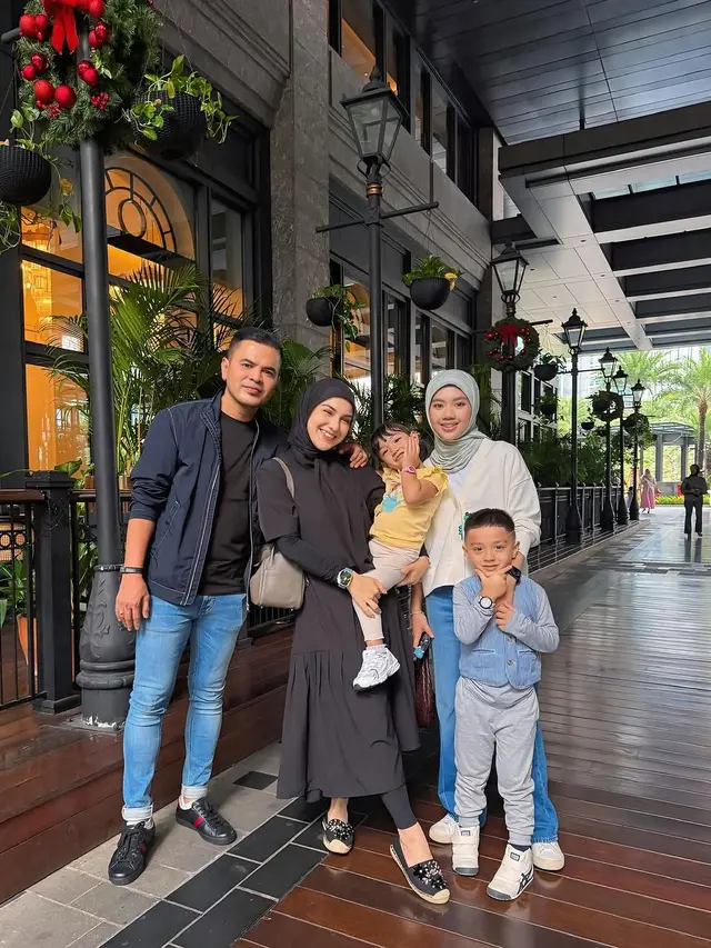 6 Potret Dua Anak Sambung Irish Bella, Putri Haldy Sabri Berparas Menawan