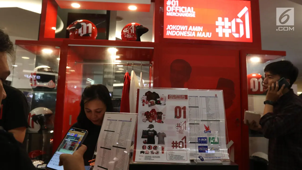 Berburu produk official Merchandise 01