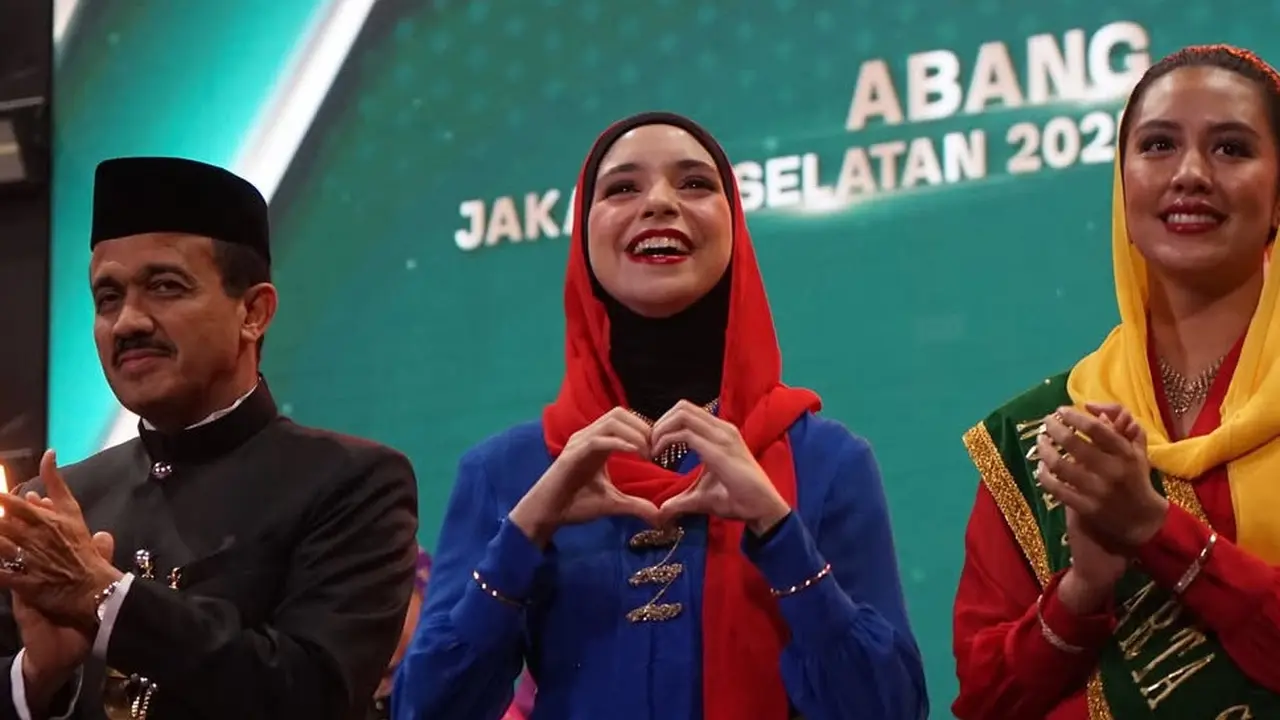 Isabel Azhari Putri Ayu Azhari Terpilih Menjadi None Jakarta Selatan
