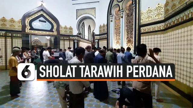 VIDEO: Tarawih Perdana Banyak Jemaah Melanggar Protokol Kesehatan