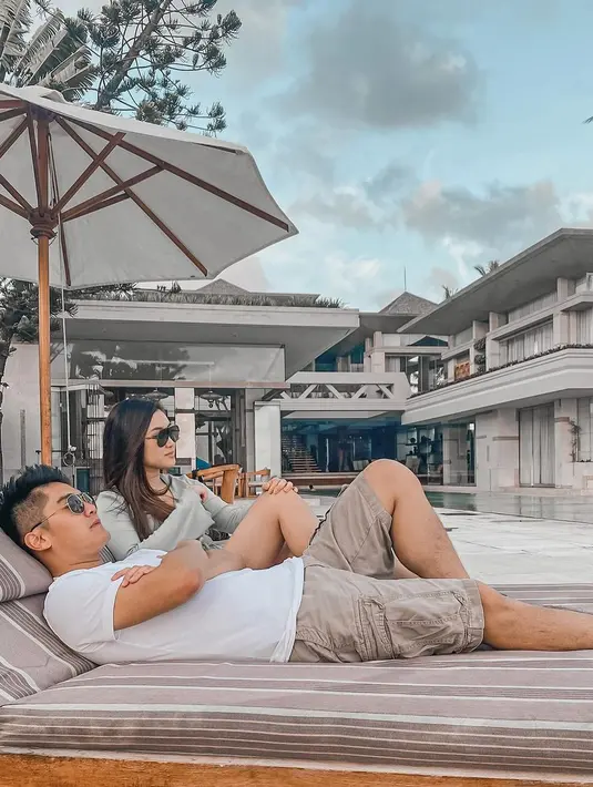 Boy William dan Karen Vendela (Instagram/karbearv)