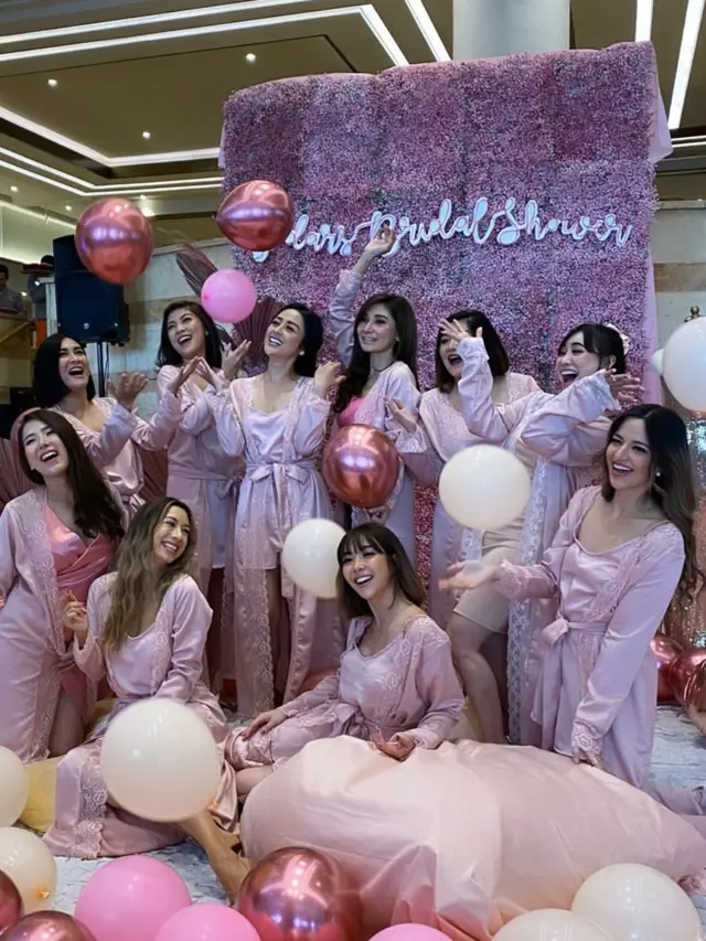 Momen bridal shower dari artis cantik Jessica Iskandar