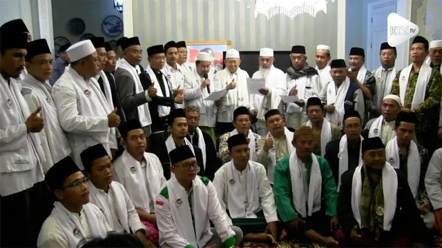 Cawapres Joko Widodo KH Ma'ruf Amin menerima dukungan dari Ulama se Jakarta Utara di kediamannya. Ma'ruf Amin meminta masyarakat obyektif menilai pemerintahan Joko Widodo