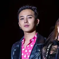 Santer dikabarkan pacaran, berikut awal pertemuan G-Dragon dan Jennie dalam project musik.