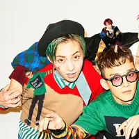 Untuk menyambut comebacknya EXO-CBX, Baekhyun, Xiumin, dan Chen menyapa para penggemarnya lewat acara Thursday's Also with EXO-CBX. Kebulan hari itu merupakan hari ulang tahun Sehun yang ke-24. (Foto: soompi.com)