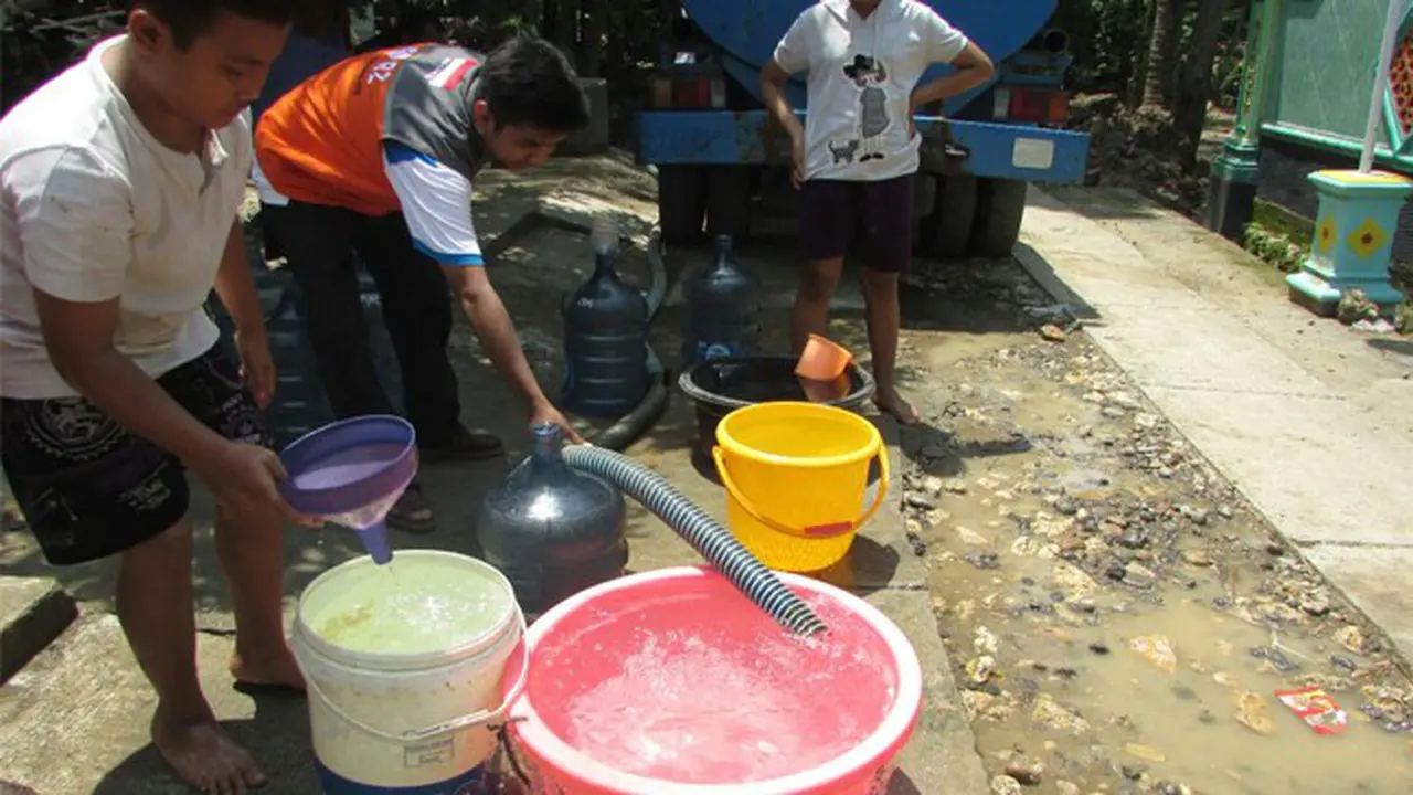 Air Kehidupan untuk Korban Banjir Warga Grobogan