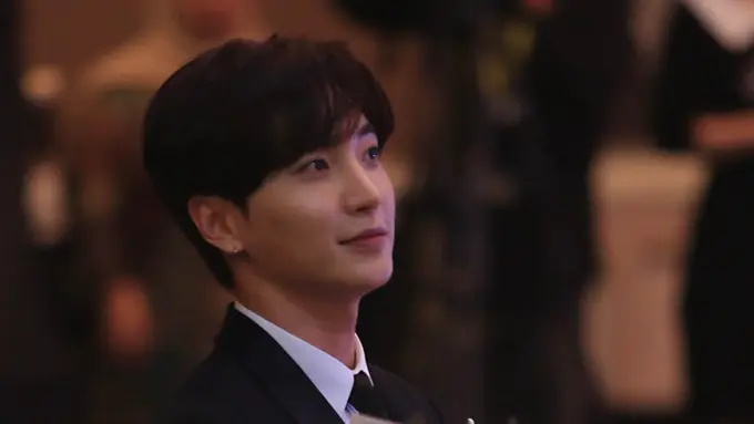 Leeteuk `Super Junior`