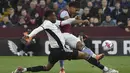 <p>Kali ini, Aston Villa harus berterima kasih kepada bek Tyrone Mings yang mencetak gol kemenangan. (AP Photo/Rui Vieira)</p>
