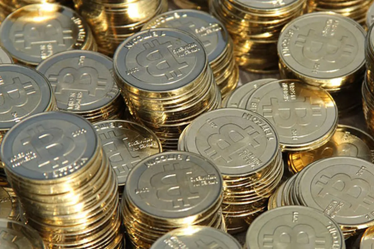 bitcoin-131211b.jpg