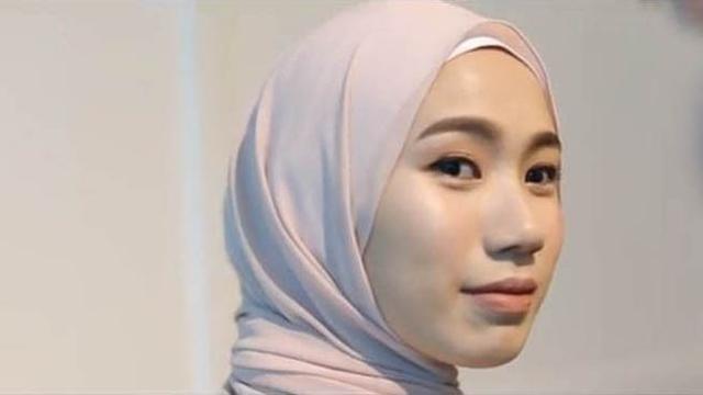 Tutorial Makeup Hijab