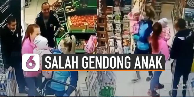 VIDEO: Kocak, Momen Ibu Salah Gendong Anak Saat Belanja di Supermarket