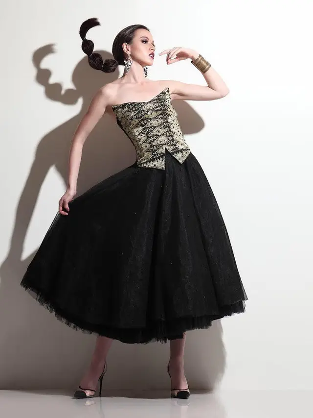 7 Potret Kalista Iskandar, Finalis Puteri Indonesia 2020 Asal Sumatera Barat