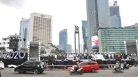 Sejumlah pengisi acara mengikuti gladi bersih untuk malam penyambutan Tahun Baru di Bundaran HI, Jakarta, Selasa (31/12/2019). Panggung megah disiapkan untuk memeriahkan Car Free Night dan pergantian tahun baru 2020 dengan menghadirkan sejumlah artis papan atas. (merdeka.com/Iqbal Nugroho)