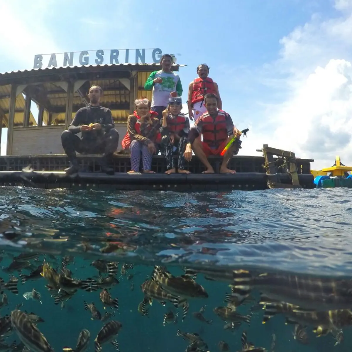 Pesona Alam Pantai Bangsring Banyuwangi, Maldivesnya Jawa Timur