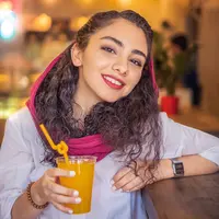 ilustrasi perempuan/Photo by omid armin on Unsplash