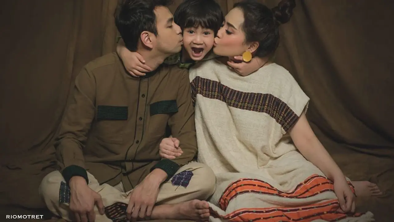 [Fimela] Keluarga Raffi Ahmad dan Nagita Slavina