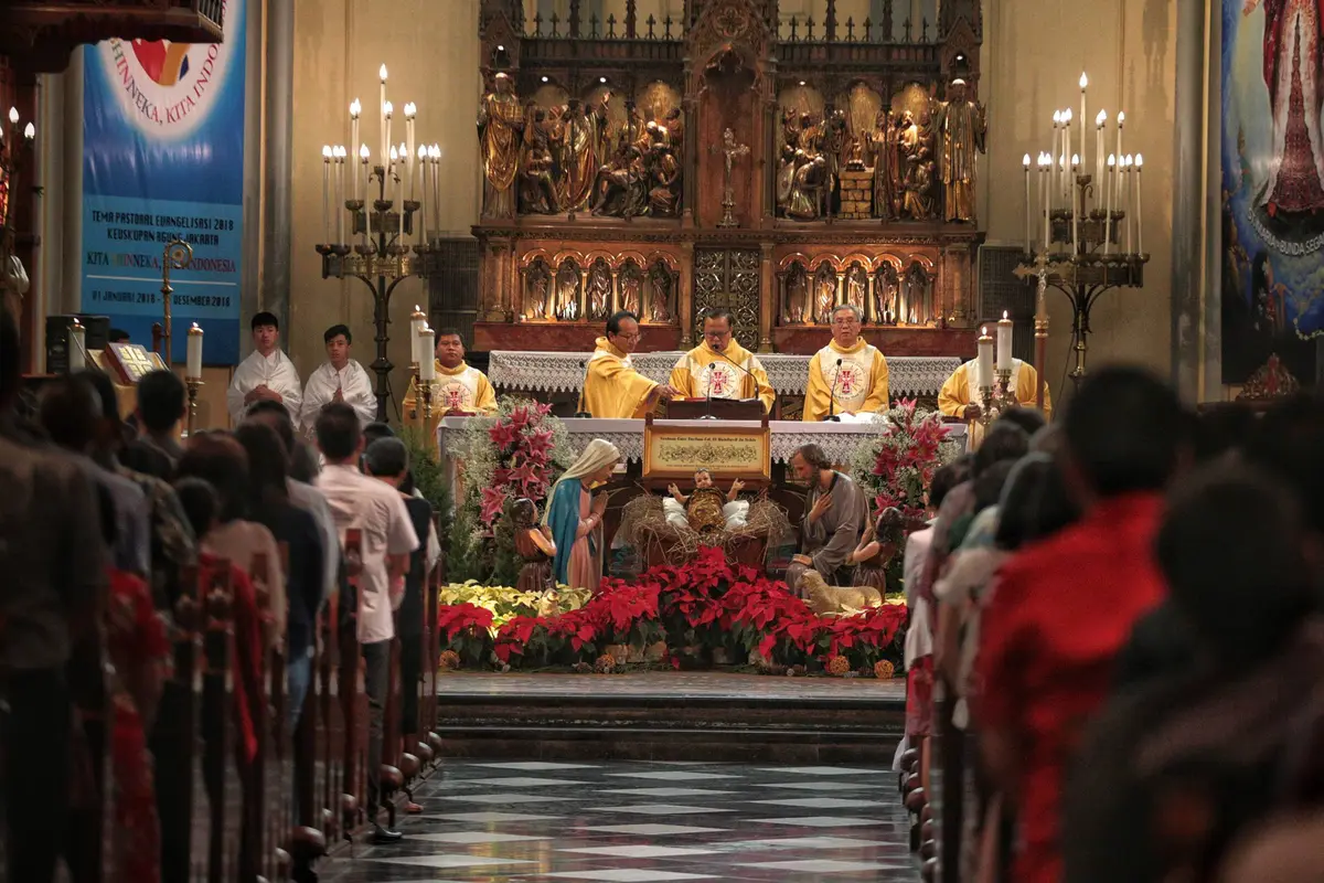 Misa Natal di Gereja Katedral