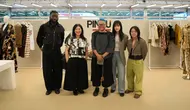 Tenun Lombok dan Batik Mojokerto Mejeng di Paris, Hasil Kolaborasi Desainer Indonesia-Prancis