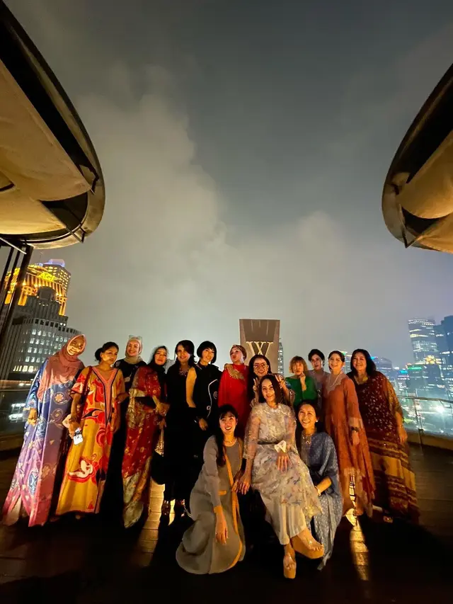6 Momen Mayangsari Buka Puasa Bersama Geng Sosialita, Mewah