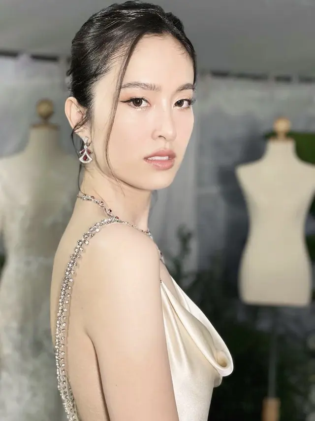 Nong Poy saat Resepsi Pernikahan