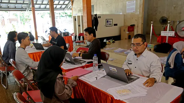 Kuota Beasiswa Pemuda Tangguh 2025 di Surabaya Naik, Pemkot Siapkan 5.000 Lebih Penerima
