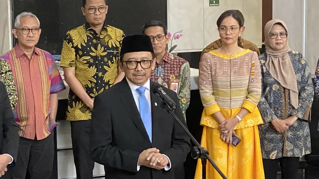 Wakil Menteri Keuangan Juda Agung di Gedung Juanda I Kementerian Keuangan, Kamis (5/2/2026). (Foto: Liputan6.com/Immanuel Christian)
