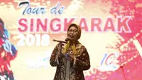 Staf Ahli Menteri Bidang Multikultural Kementerian Pariwisata Esthy Reko Astuty membuka Tour de Singkarak (TdS) yang akan berlangsung hingga 11 November 2018.