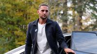 Timnas Prancis memulai latihan sebagai persiapan pertandingan kualifikasi UEFA Nations League 2024/2025. Tampak dalam foto, gelandang timnas Prancis, Adrien Rabiot saat tiba di Clairefontaine-en-Yvelines pada 11 November 2024. (FRANCK FIFE/AFP)