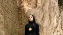 Bahkan, melalui Instagram Stories, wanita yang mulai dikenal lewat ajang Idola Cilik ini menyebut jika usia kehamilannya memasuki 4 minggu saat menjalani penerbangan ke Amerika Serikat. Akan tetapi dirinya masih belum mengetahui hal tersebut. (Liputan6.com/IG/@angelpieters)