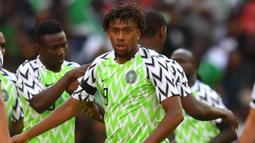 Jersey produksi Nike ini cukup menghebohkan. Baru dirilis pada Jumat (1/6/2018), dalam waktu tiga menit sudah ada 3 juta pesanan. (Afp/Ben Stansall)