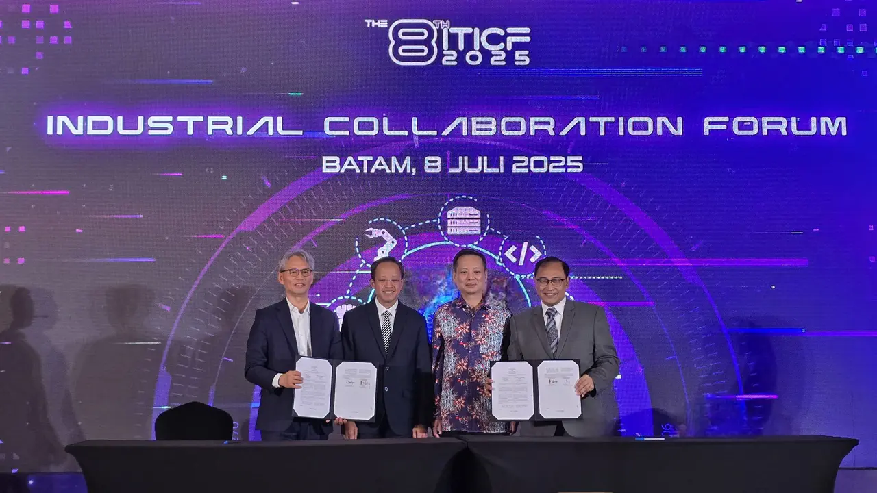 PT Alita Praya Mitra (Alita) menandatangani Nota Kesepahaman (MoU) dengan perusahaan manufaktur global Pegatron Corporation. Credit: Alita