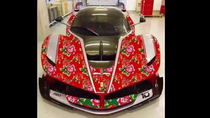 Pakai Aksen Bunga-bunga, Supercar Ferrari Jadi Kemayu