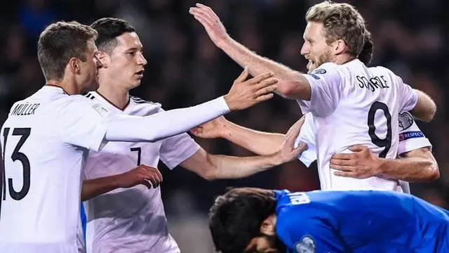 Andre Schurrle (Azerbaijan vs Jerman)