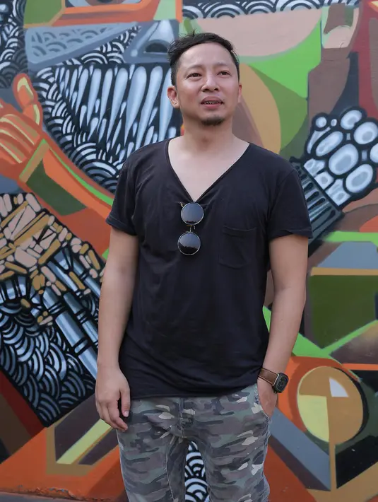 Awal bergabungnya pemeran ‘Jomblo’ ini di band The Cash karena mendapat tawaran langsung dari Tora Sudiro yang merupakan salah satu personil The Cash. (Galih W. Satria/Bintang.com)