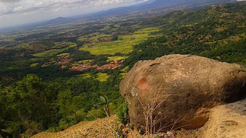 Batu Lawang Kota Cilegon